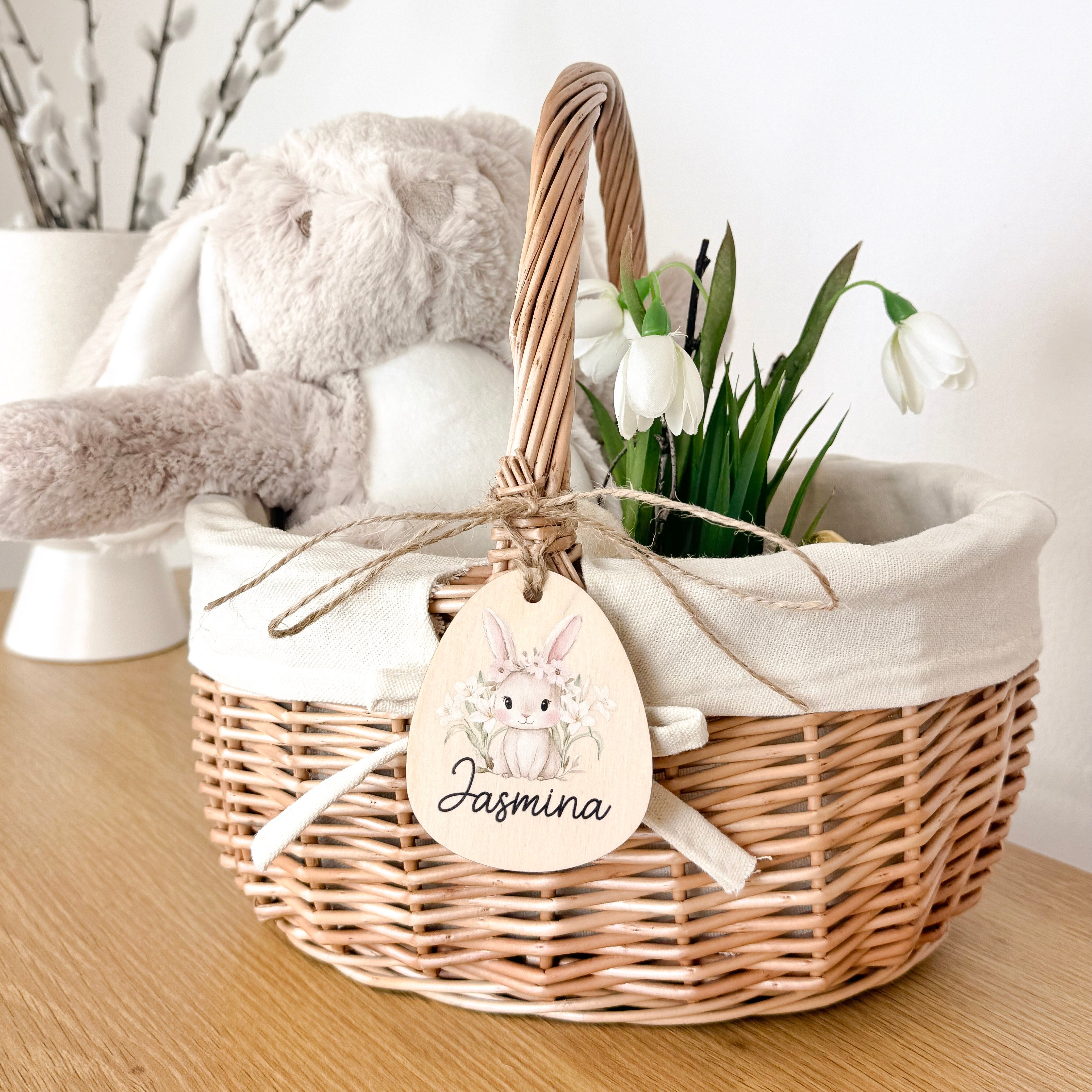 Osterkörbchen mit Osterei-Anhänger Holz · Wunschname