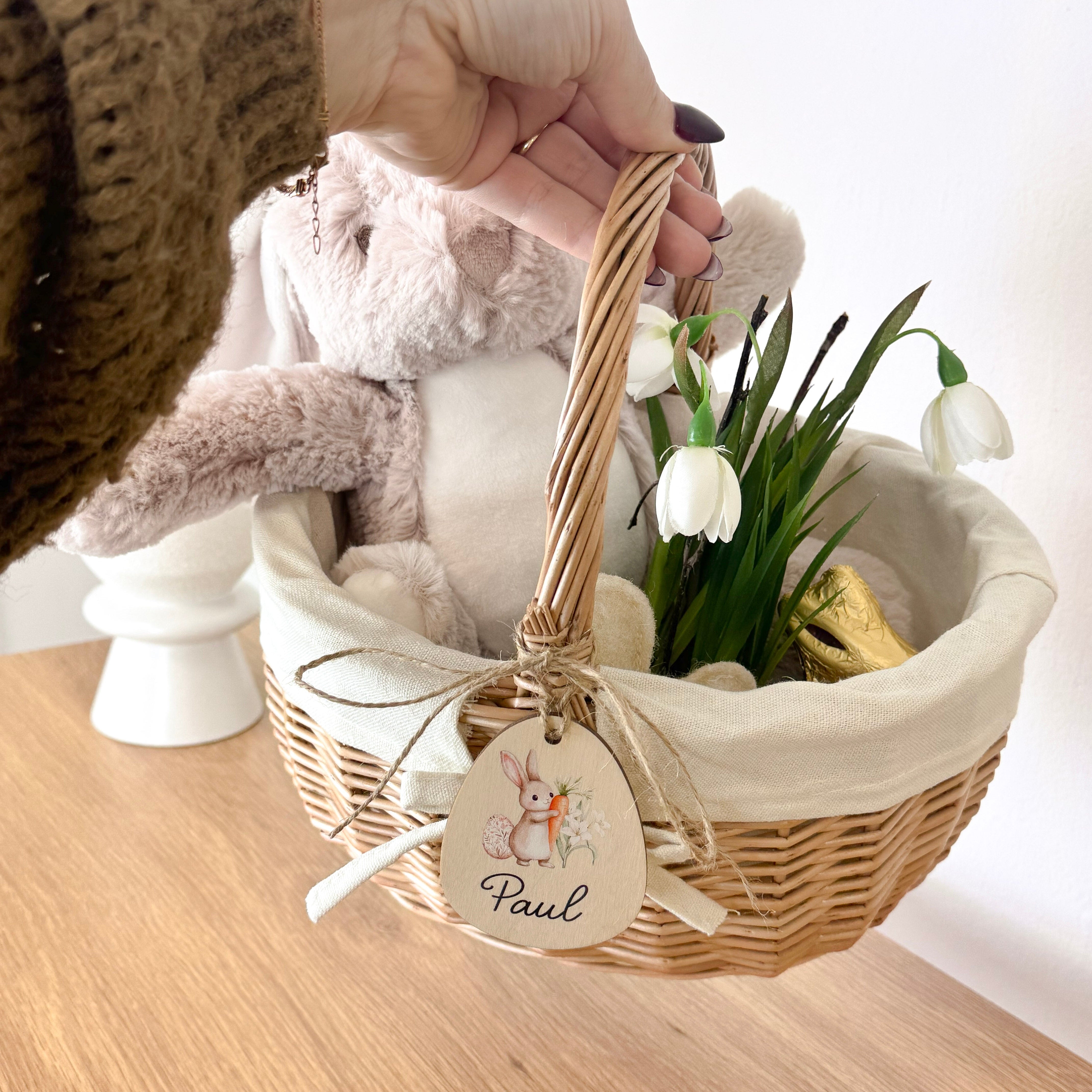 Osterkörbchen mit Osterei-Anhänger Holz · Wunschname