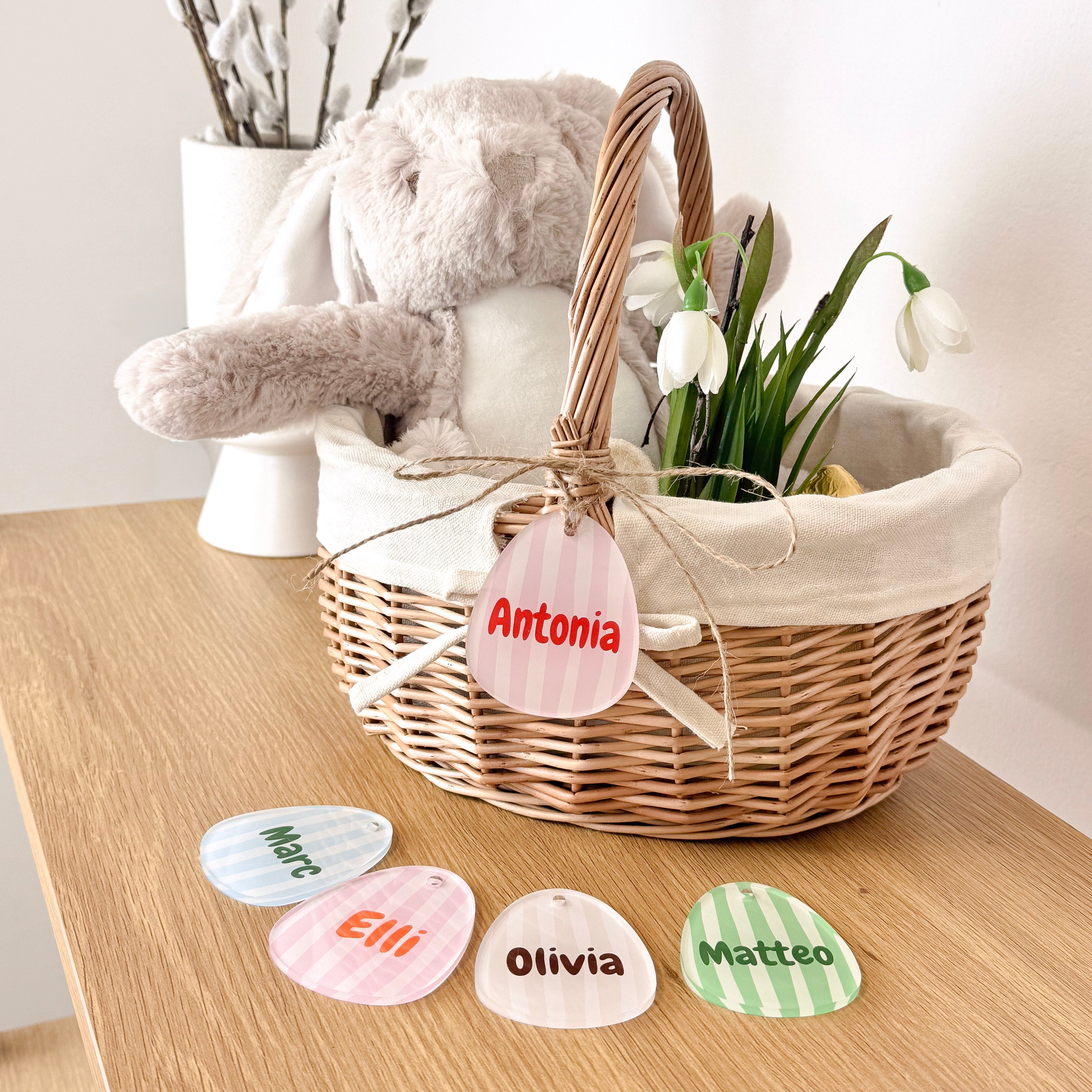 Osterkörbchen mit Osterei-Anhänger Acryl · Wunschname