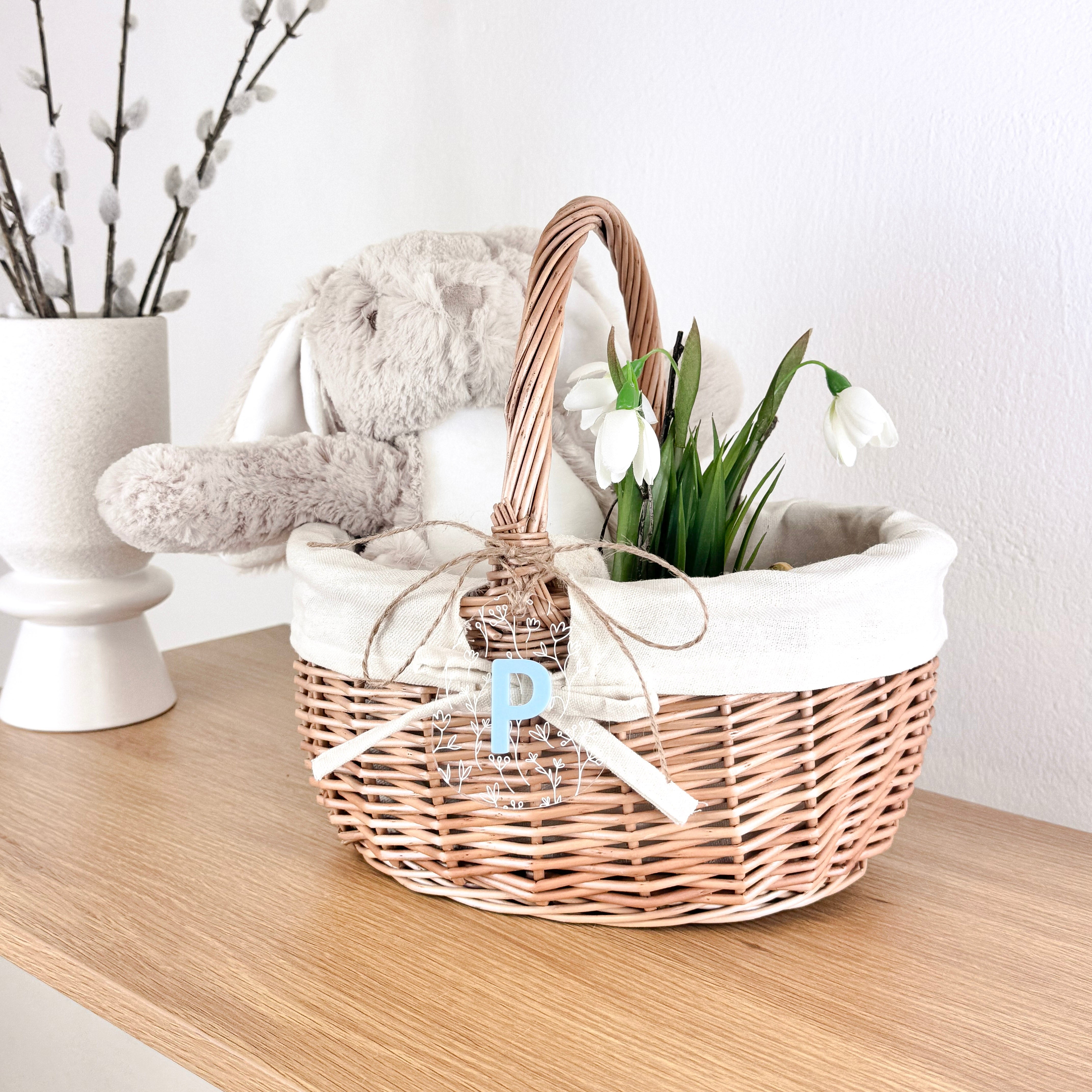 Osterkörbchen mit Osterei-Anhänger Transparent · Wunschname