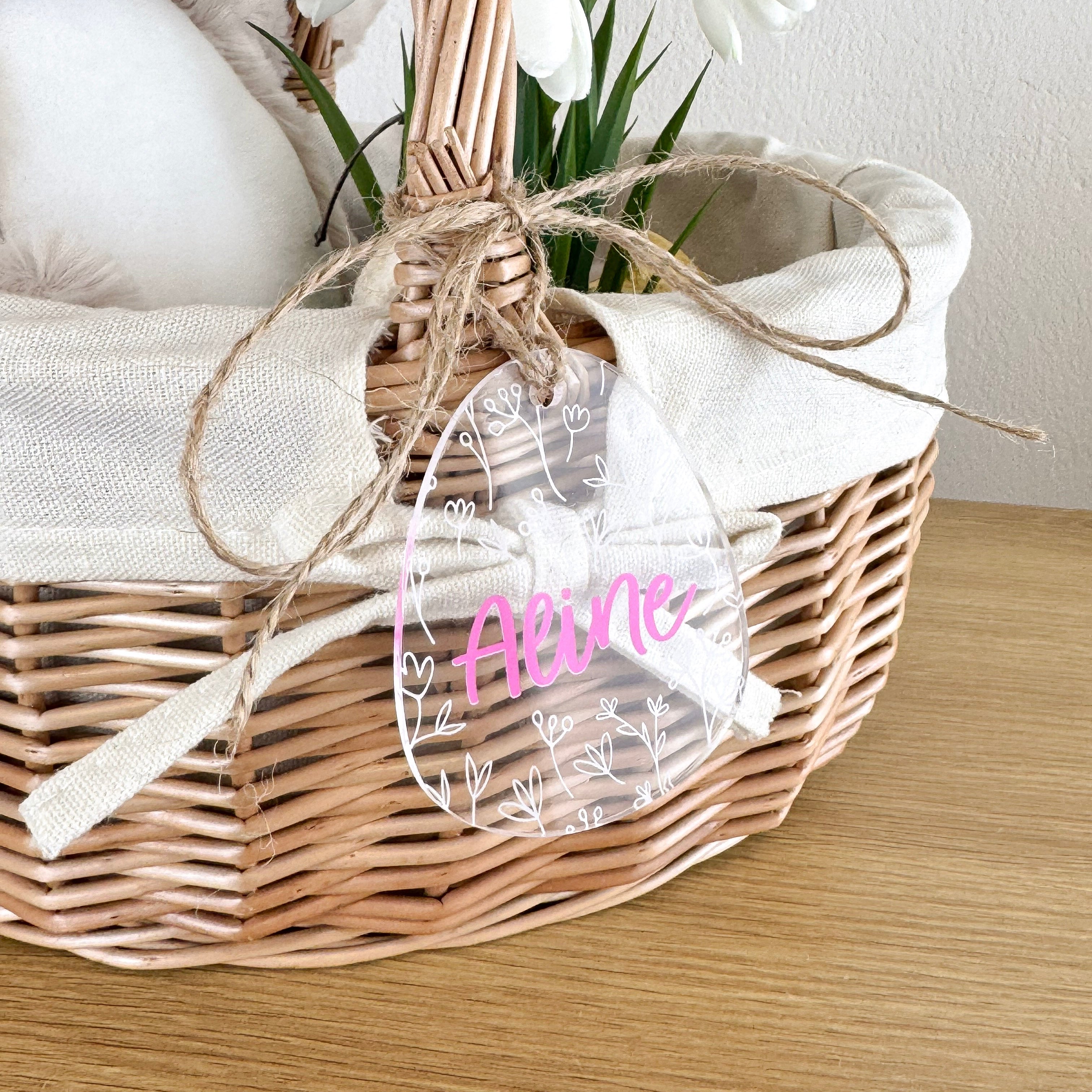 Osterkörbchen mit Osterei-Anhänger Transparent · Wunschname