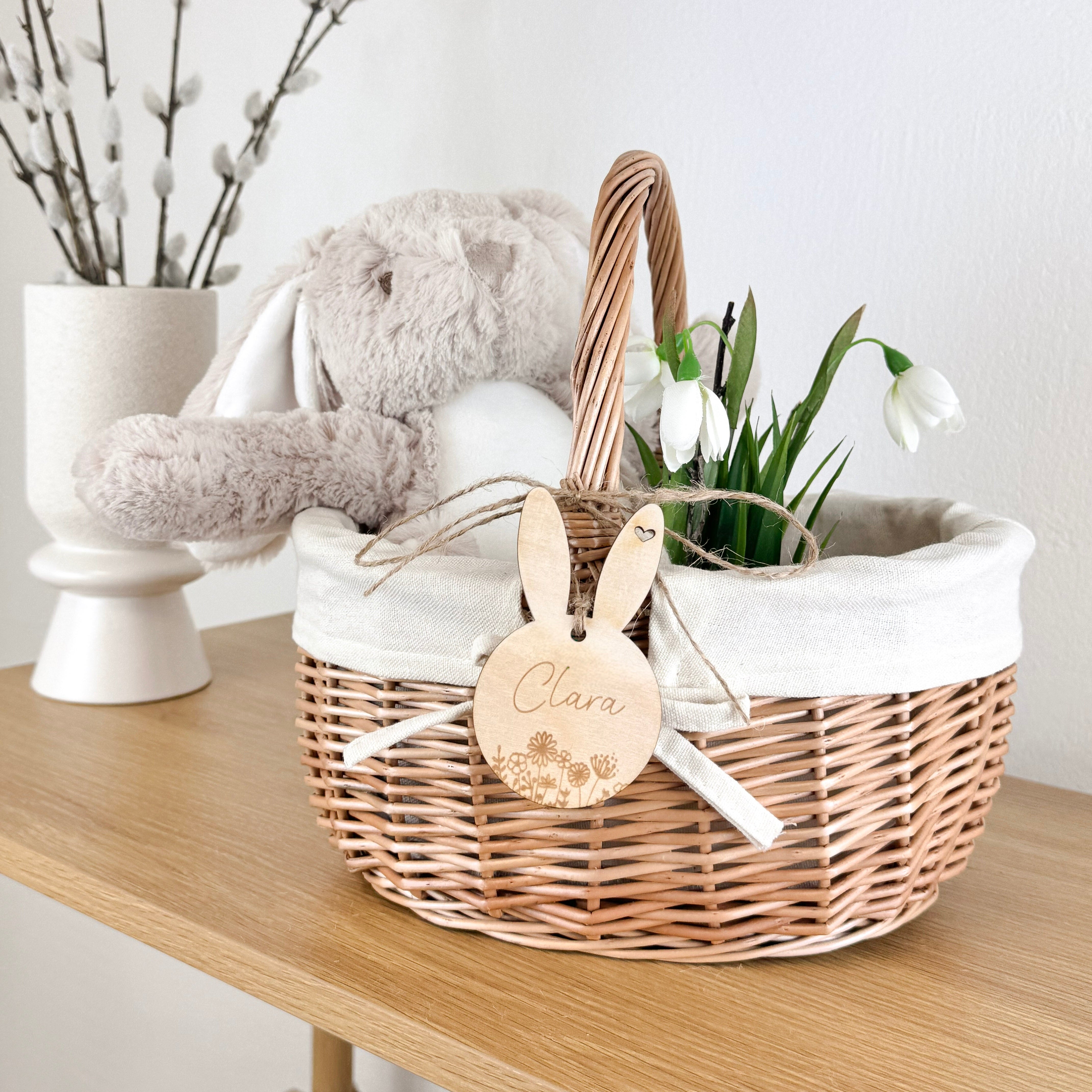 Osterkörbchen mit Hasenanhänger · Wunschname
