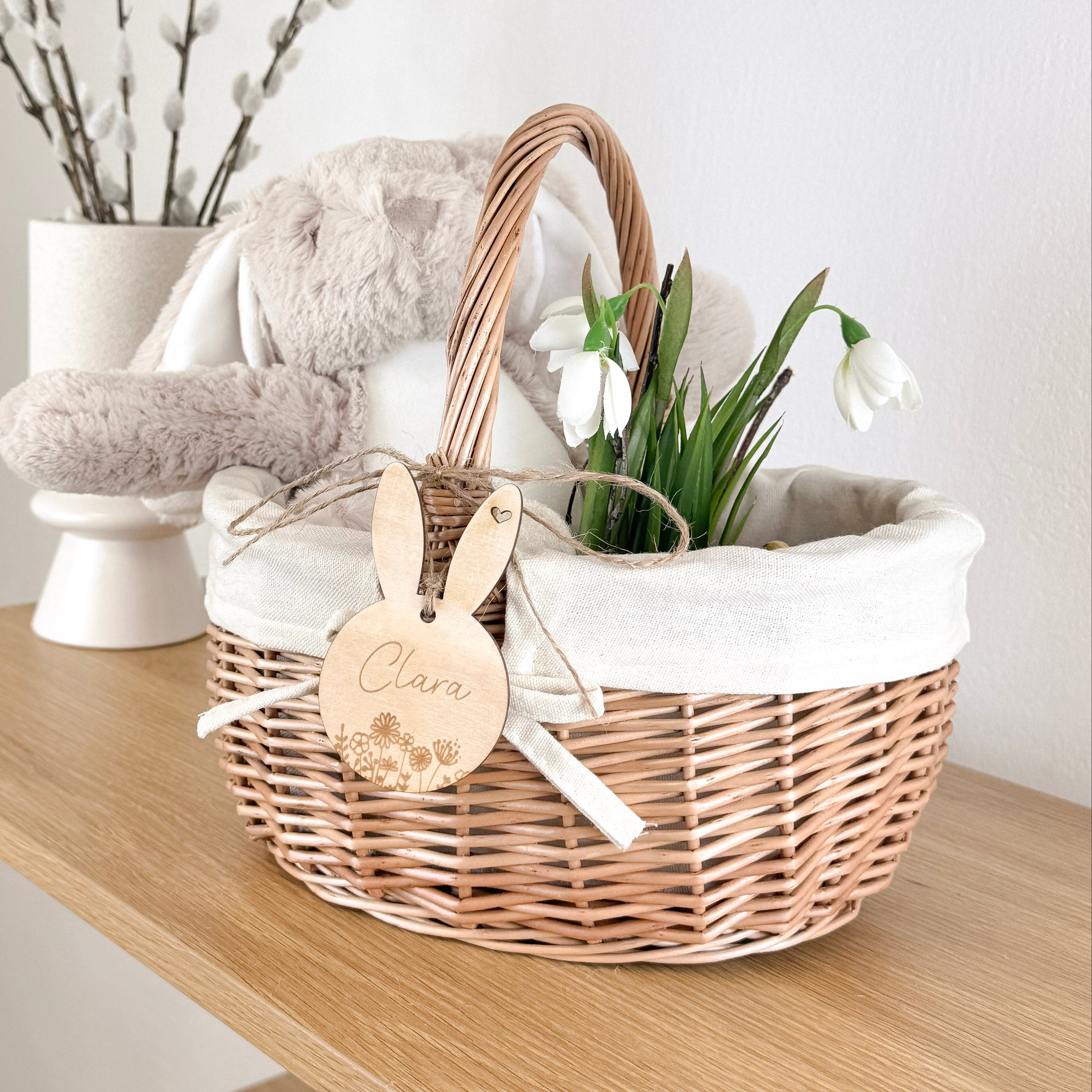 Osterkörbchen mit Hasenanhänger · Wunschname