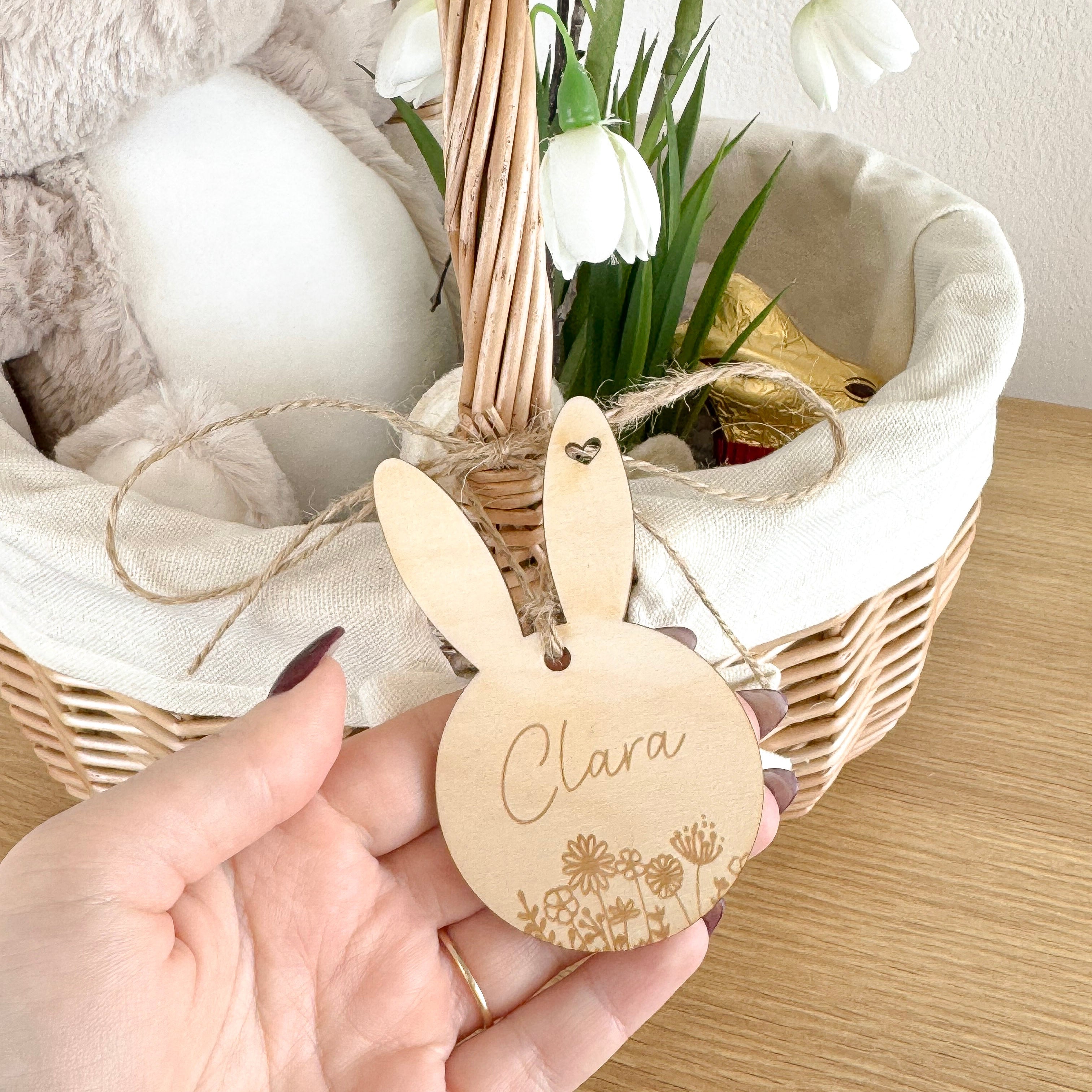 Osterkörbchen mit Hasenanhänger · Wunschname