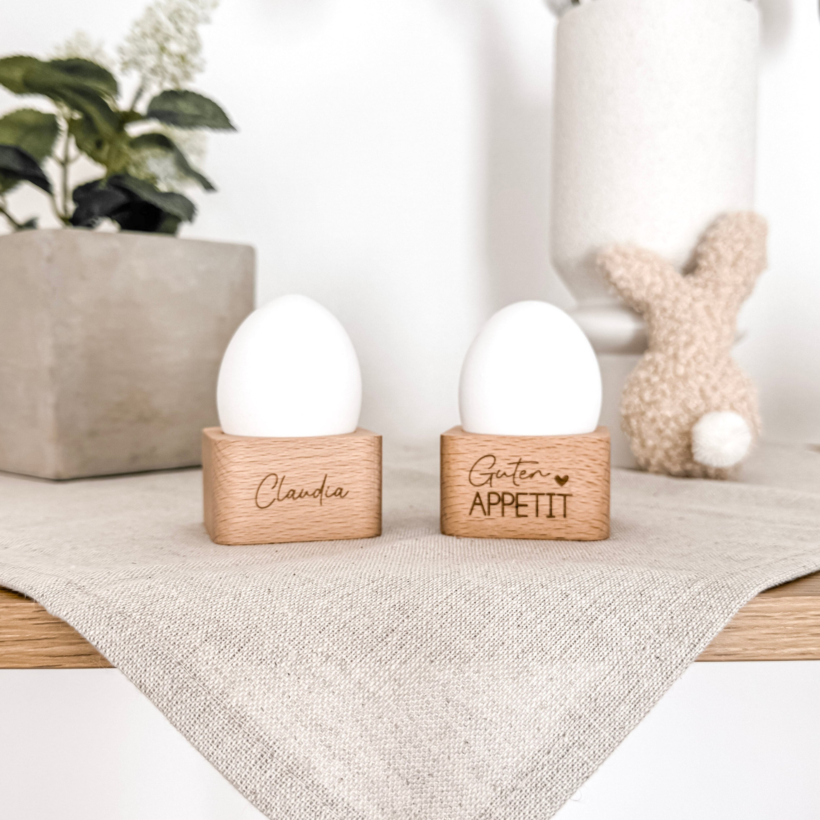 Eierhalter & Serviettenhalter aus Holz (2 in 1)