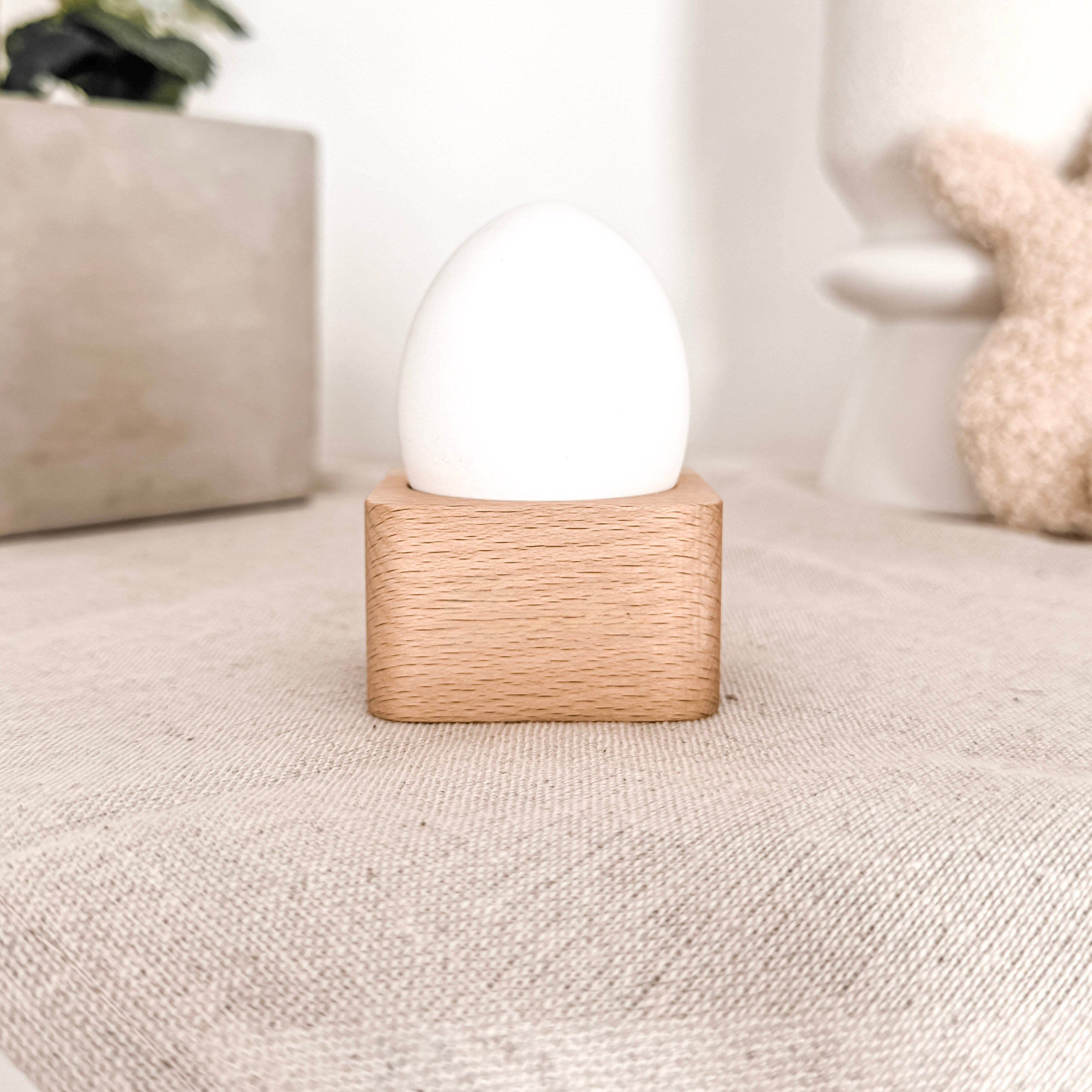 Eierhalter & Serviettenhalter aus Holz (2 in 1)