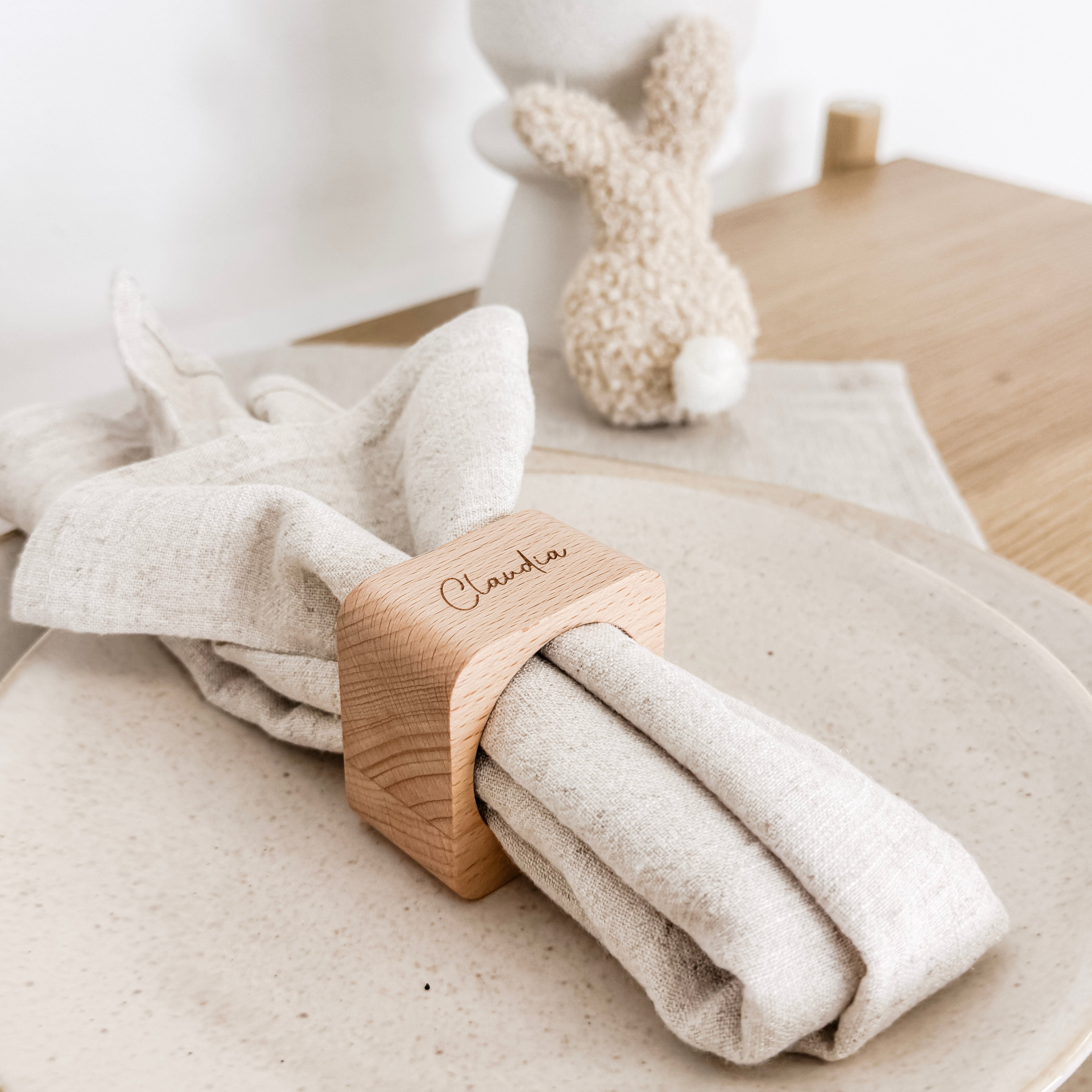 Eierhalter & Serviettenhalter aus Holz (2 in 1)