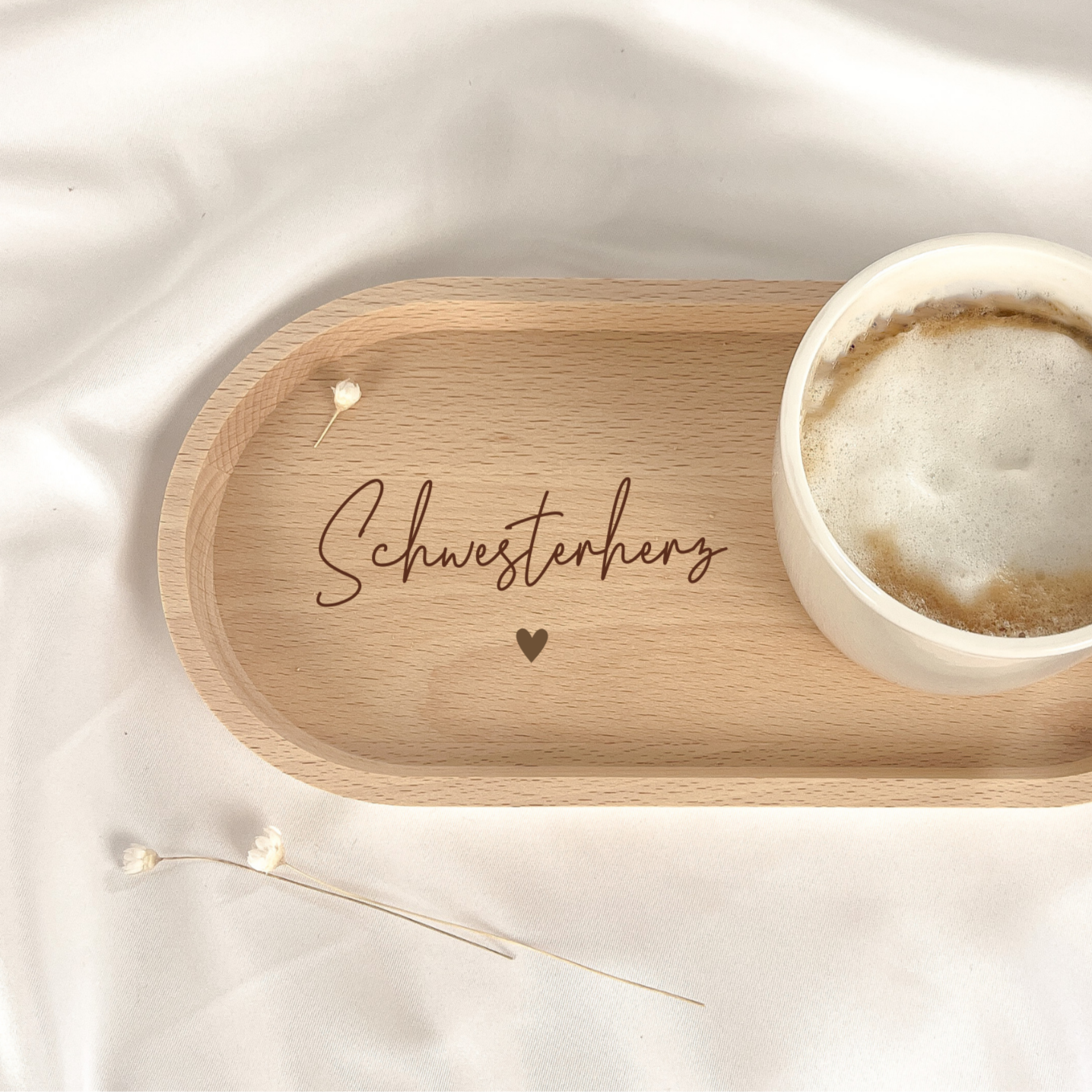 Tablett · Name + Herz