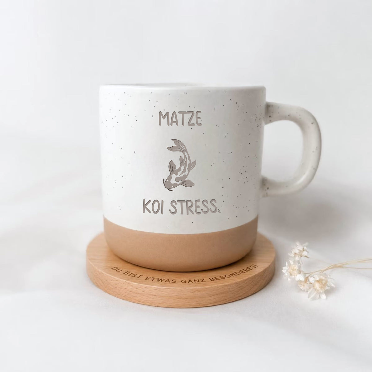 Tasse · Koi Stress + Name