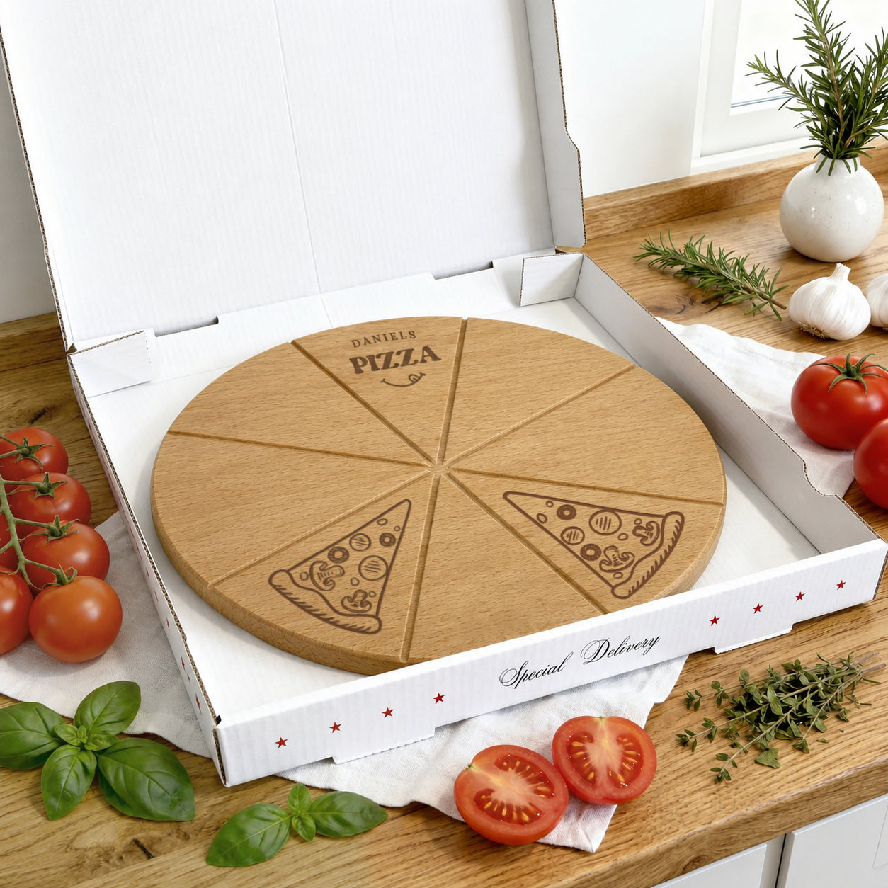 Pizzabrett + Karton · Name + Smiley
