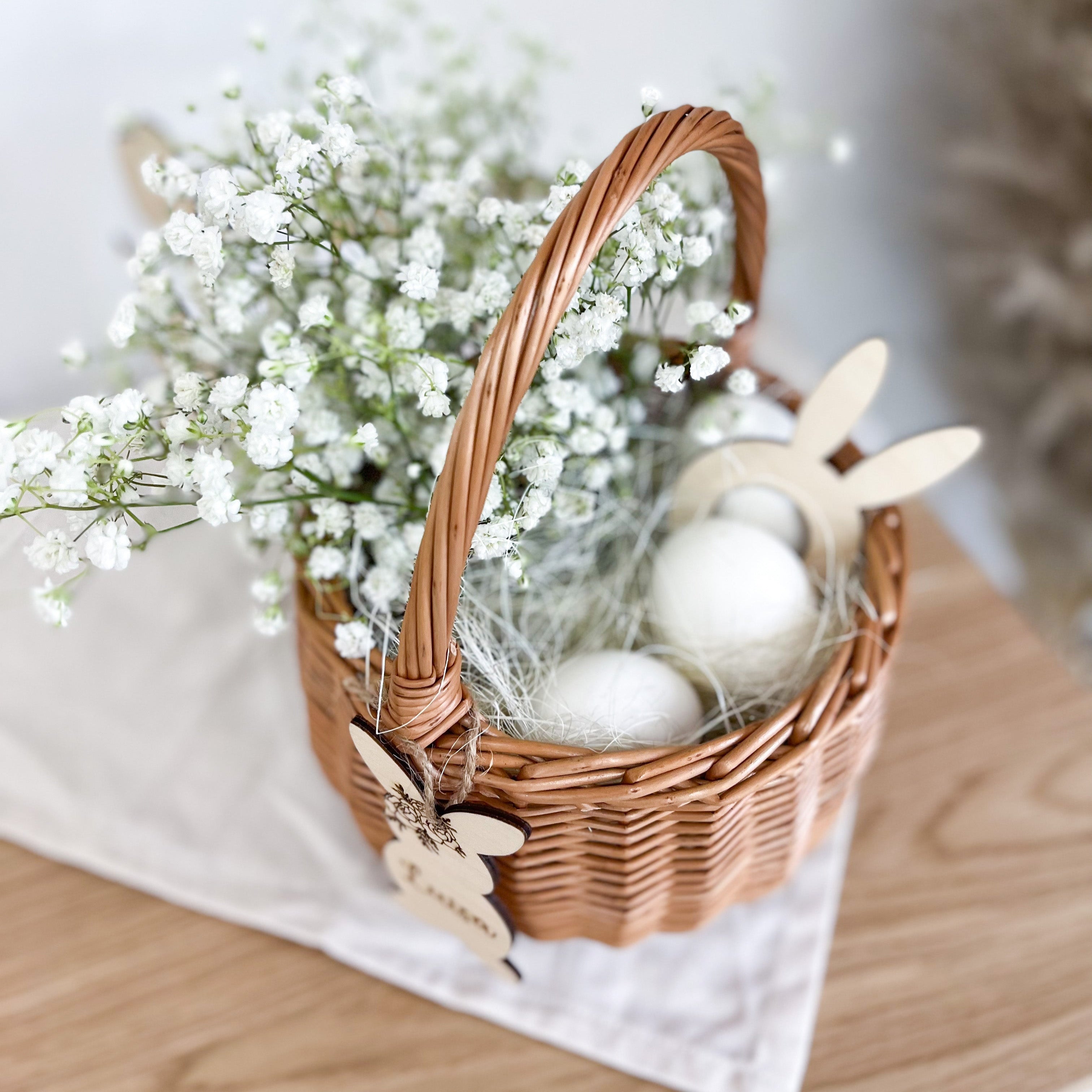 Osteranhänger · Hase mit Körbchen
