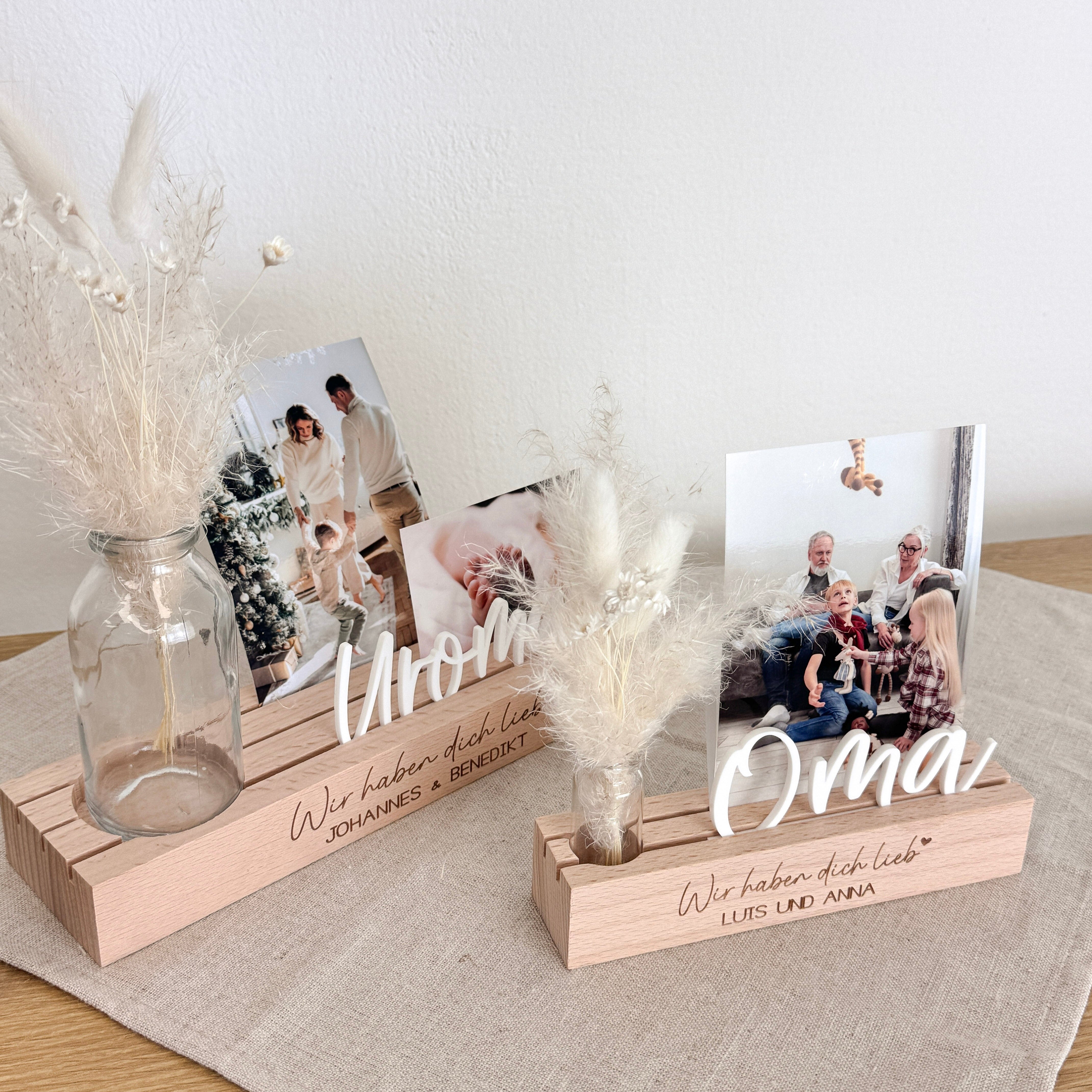 Kartenständer · 3D Schriftzug