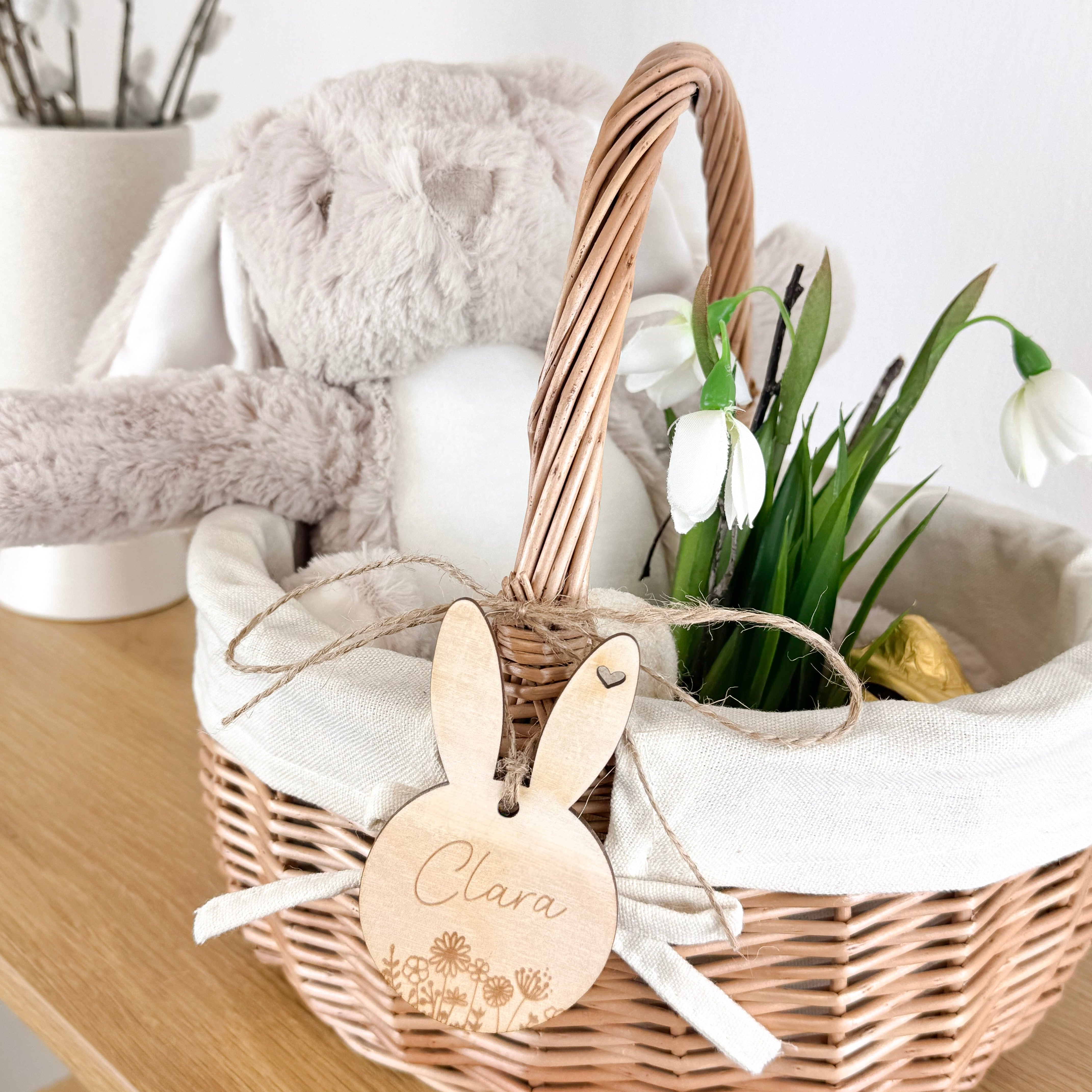 Osterkörbchen mit Hasenanhänger · Wunschname