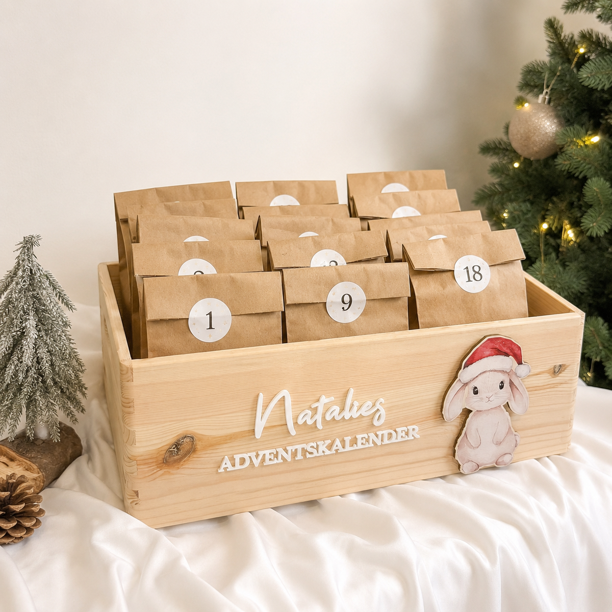 Adventskiste · Weihnachten (Name aus Acryl + Tier-Motiv)