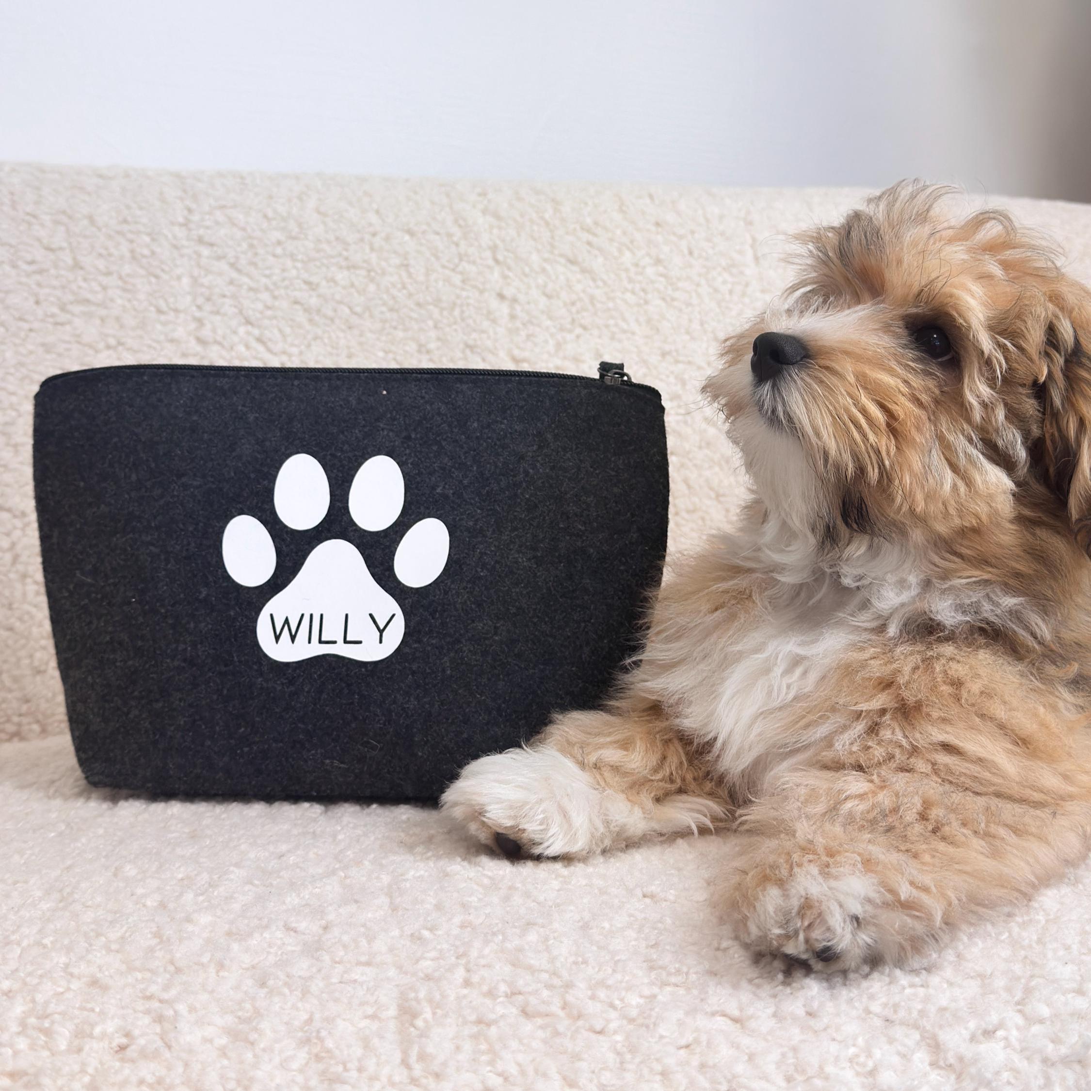 Kosmetiktasche aus Filz · Pfote + Wunschname