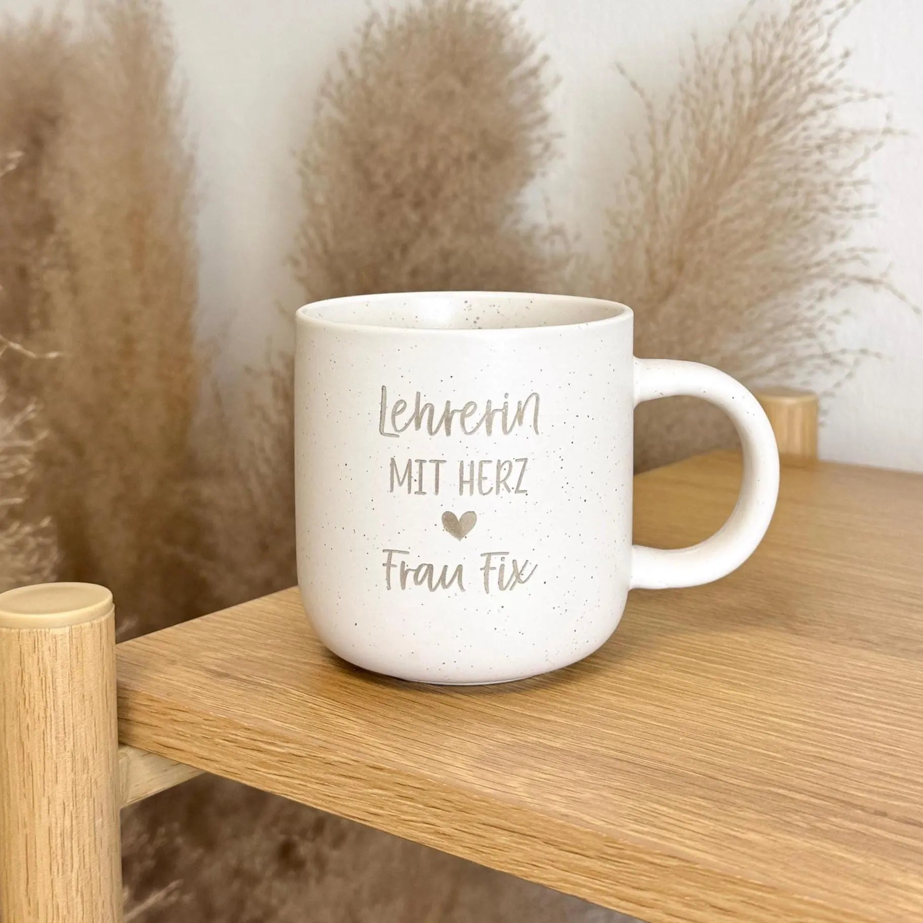 Tasse · Lehrerin mit Herz (weiß)