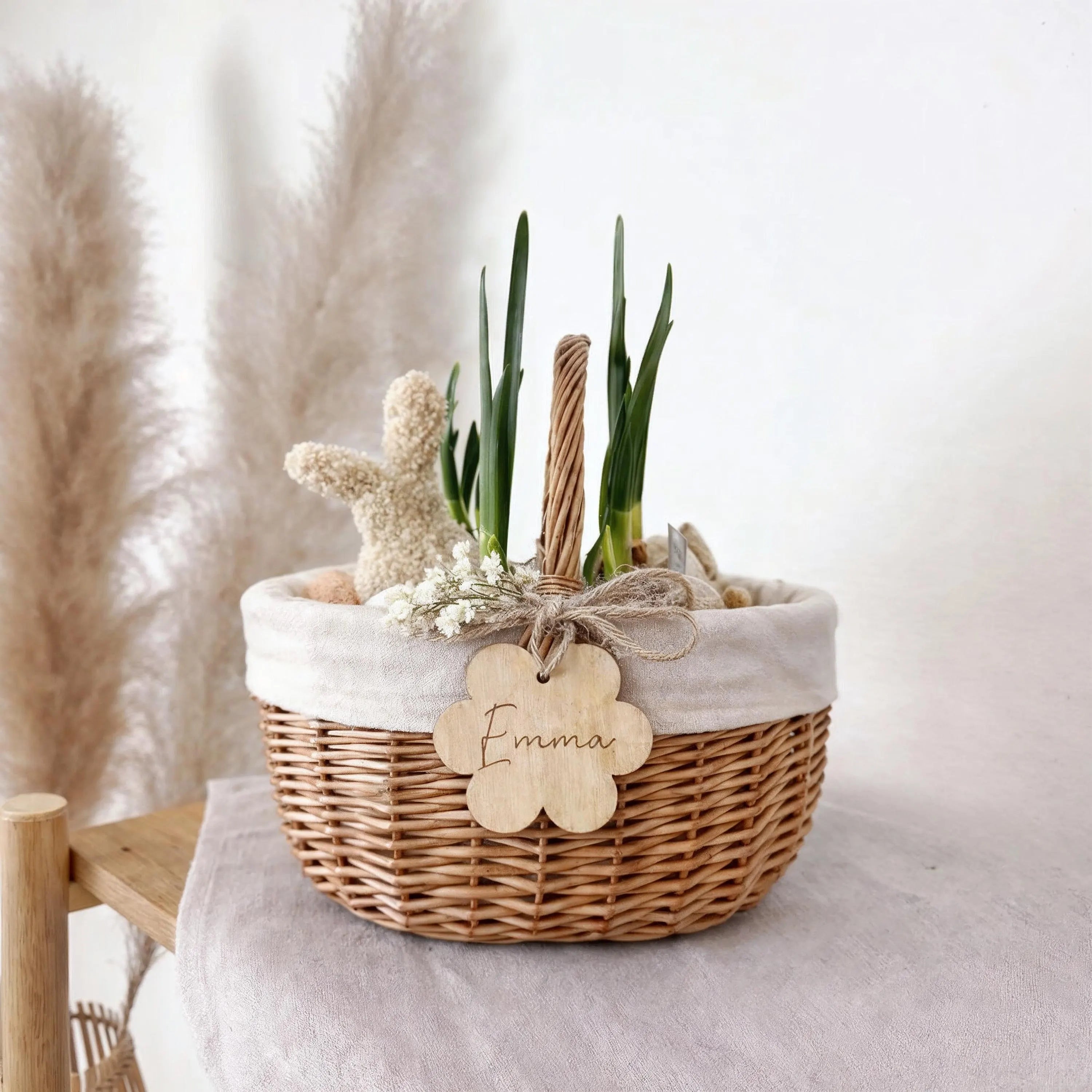 Osterkörbchen mit Blumenanhänger · Wunschname