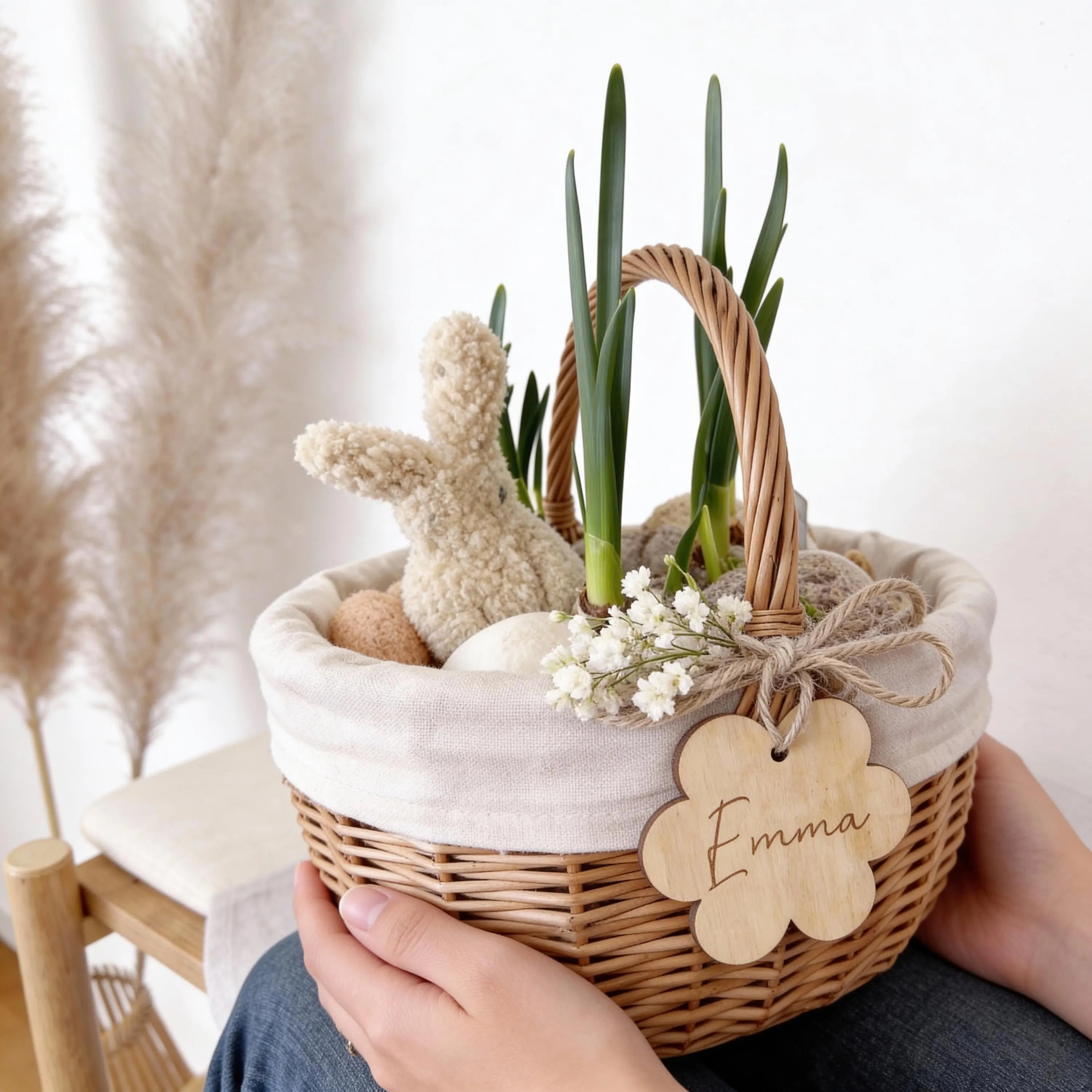 Osterkörbchen mit Blumenanhänger · Wunschname